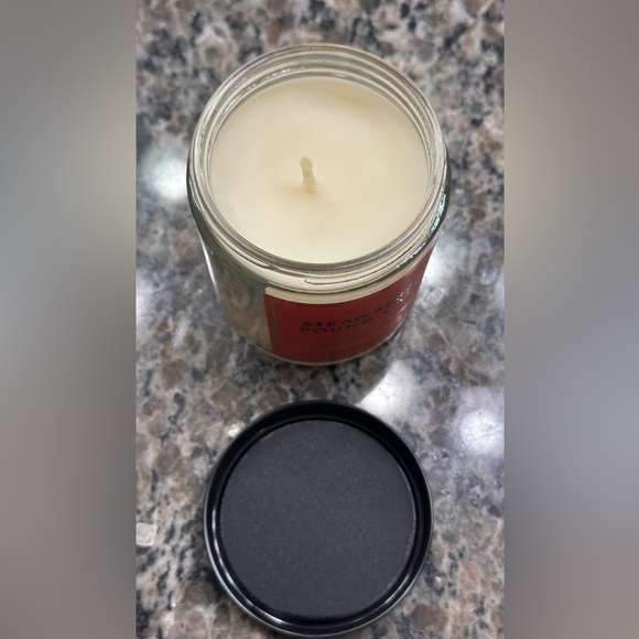 Bath and Body Works STRAWBERRY POUND CAKE 1-Wick Candle 7 oz NEW - Picture 3 of 6